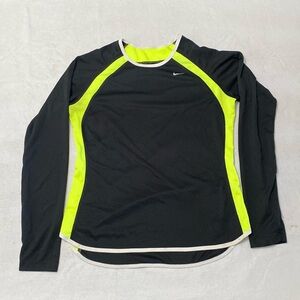 Nike black and green lightweight shirt size M in good condition